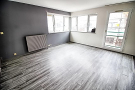 
                                                                                        Location
                                                                                         F4 duplex 80 m2 Jardin Des Plantes avec 2 parkings