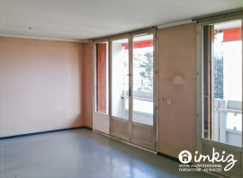 
                                                                                        Vente
                                                                                         F4-F5 très beau potentiel 88 m² vue d'exception