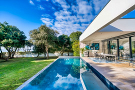 
                                                                                        Vente
                                                                                         FACE A L'OCEAN VILLA D'ARCHITECTE D'EXCEPTION