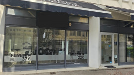 
                                                                                        Vente
                                                                                         Salon de Coiffure - Aix en Provence