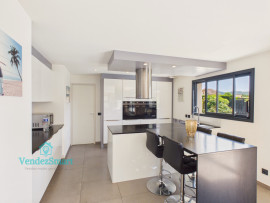 
                                                                                        Vente
                                                                                         Feigères (74160) – Maison contemporaine 5 pièces | 150 m² | Piscine | DPE A