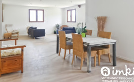 
                                                                                        Vente
                                                                                         Ferme de 1826 rénovée + Mazot aménagé, 3'800m2