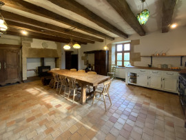 Vente
Ferme du 17e siècle avec 2,1 ha de prairies (dign