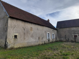
                                                                                        Vente
                                                                                         Ferme mitoyenne sur 1.500m² avec vue !