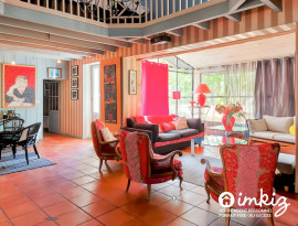 
                                                                                        Vente
                                                                                         Ferme rénovée 355 m² piscine et dépendances