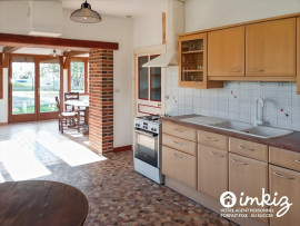 Vente
Fermette 7pièces neuve sur grand terrain