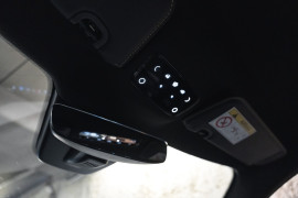 
                                                                                        Voiture
                                                                                         Ferrari 296 GTB1