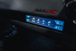 
                                                                                        Voiture
                                                                                         Ferrari 296 GTB1