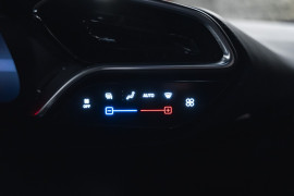 
                                                                                        Voiture
                                                                                         Ferrari 296 GTB