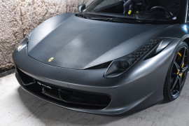 
                                                                                        Voiture
                                                                                         Ferrari 458 Italia V8 4.5 570
