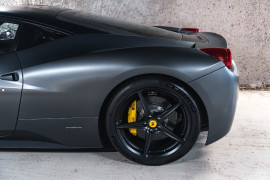 
                                                                                        Voiture
                                                                                         Ferrari 458 Italia V8 4.5 570