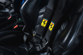 
                                                                                        Voiture
                                                                                         Ferrari 458 Italia V8 4.5 570