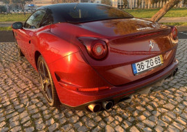 
                                                                                        Fille au pair
                                                                                         Ferrari California T 560cv 21000euros