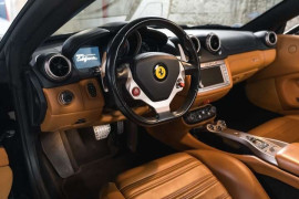 
                                                                                        Voiture
                                                                                         Ferrari California V8 4.3 490ch