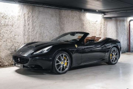 
                                                                                        Voiture
                                                                                         Ferrari California V8 4.3 490ch