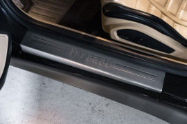 
                                                                                        Voiture
                                                                                         Ferrari F12 Berlinetta V12 6.0 740