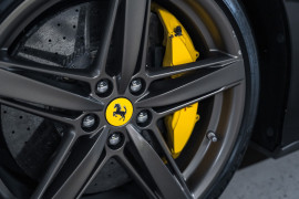 
                                                                                        Voiture
                                                                                         Ferrari F12 Berlinetta V12 6.0 740