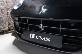 
                                                                                        Voiture
                                                                                         Ferrari F12 Berlinetta V12 6.0 740