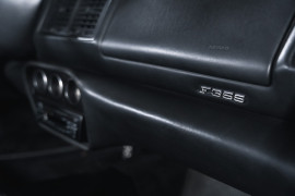 
                                                                                        Voiture
                                                                                         Ferrari F355 Spider V8 3.5 380