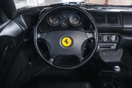 
                                                                                        Voiture
                                                                                         Ferrari F355 Spider V8 3.5 380