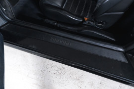 
                                                                                        Voiture
                                                                                         Ferrari F355 Spider V8 3.5 380