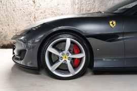 
                                                                                        Voiture
                                                                                         Ferrari Portofino 4.0 V8 600