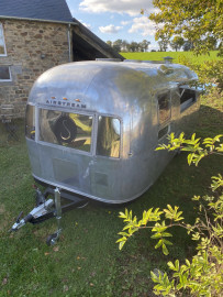 
                                                                                        Matériel Restauration
                                                                                         Food Truck Airstream Safari 1969