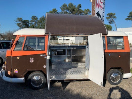 
                                                                        Utilitaire
                                                                         Food truck Kiosque type Combi VV Elec