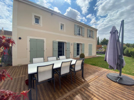 Location
FOR RENT - MAISON A LOUER (loyer tout inclus)