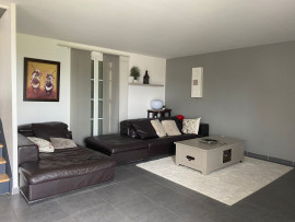 Location
FOR RENT - MAISON A LOUER (loyer tout inclus)