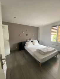 Location
FOR RENT - MAISON A LOUER (loyer tout inclus)