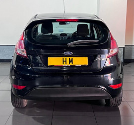 Voiture
Ford Fiesta 1.0 Zetec Hatchback 5dr Petrol Manual Euro 5 (s/s) (80 ps)