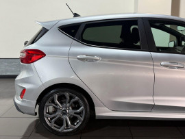 Voiture
                                                                                Ford Fiesta 1.0T EcoBoost GPF ST-Line Hatchback 5dr Petrol Manual Euro 6 (s/s) (100 ps)