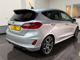 Voiture
                                                                                Ford Fiesta 1.0T EcoBoost GPF ST-Line Hatchback 5dr Petrol Manual Euro 6 (s/s) (100 ps)