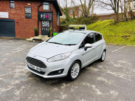 
                                                                                        Voiture
                                                                                         Ford Fiesta 1.0T EcoBoost Titanium X Hatchback 5dr Petrol Manual Euro 5 (s/s) (125 ps) MOT 10/26 41K PSH CATS ULEZ