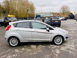 
                                                                                        Voiture
                                                                                         Ford Fiesta 1.0T EcoBoost Titanium X Hatchback 5dr Petrol Manual Euro 5 (s/s) (125 ps) MOT 10/26 41K PSH CATS ULEZ