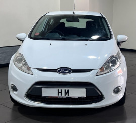 Voiture
                                                                                Ford Fiesta 1.25 Zetec Hatchback 3dr Petrol Manual (129 g/km, 81 bhp)