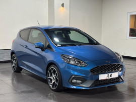 
                                                                                        Voiture
                                                                                         Ford Fiesta 1.5T EcoBoost ST-2 Hatchback 3dr Petrol Manual Euro 6 (s/s) (200 ps)