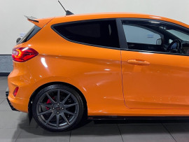 Voiture
                                                                                Ford Fiesta 1.5T EcoBoost ST Performance Edition Hatchback 3dr Petrol Manual Euro 6 (s/s) (200 ps)