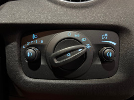 
                                                                                        Voiture
                                                                                         Ford Fiesta ST-3