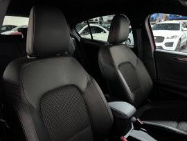 Voiture
                                                                                Ford Focus 1.5 EcoBlue ST-Line X Hatchback 5dr Diesel Manual Euro 6 (s/s) (120 ps)