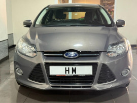 Voiture
                                                                                Ford Focus 1.6 Titanium Hatchback 5dr Petrol Powershift Euro 5 (125 ps)