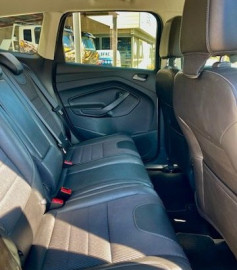 
                                                                                        Voiture
                                                                                         FORD KUGA 2.0 tdci 140 CH TITANIUM