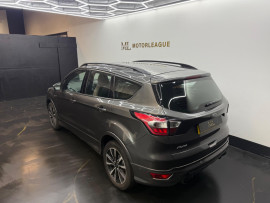 
                                                                                        Voiture
                                                                                         Ford Kuga 2.0 TDCi EcoBlue ST-Line Euro 6 (s/s) 5dr