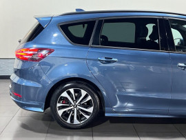 Voiture
                                                                                Ford S-Max 2.0 EcoBlue ST-Line MPV 5dr Diesel Auto Euro 6 (s/s) (190 ps)