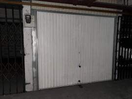 
                                                                                        Location
                                                                                         Garage en sous sol