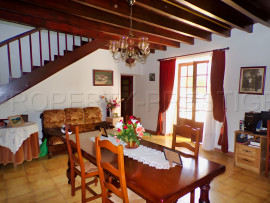Vente
GERS ANCIEN CORPS DE FERME 3 HA