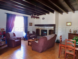Vente
GERS ANCIEN CORPS DE FERME 3 HA