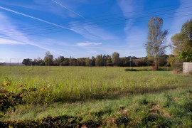 Vente
GERS ANCIEN CORPS DE FERME 3 HA