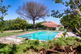 
                                                                                        Vente
                                                                                         GERS AUTHENTIQUE MAISON 145 M² + 1 HA